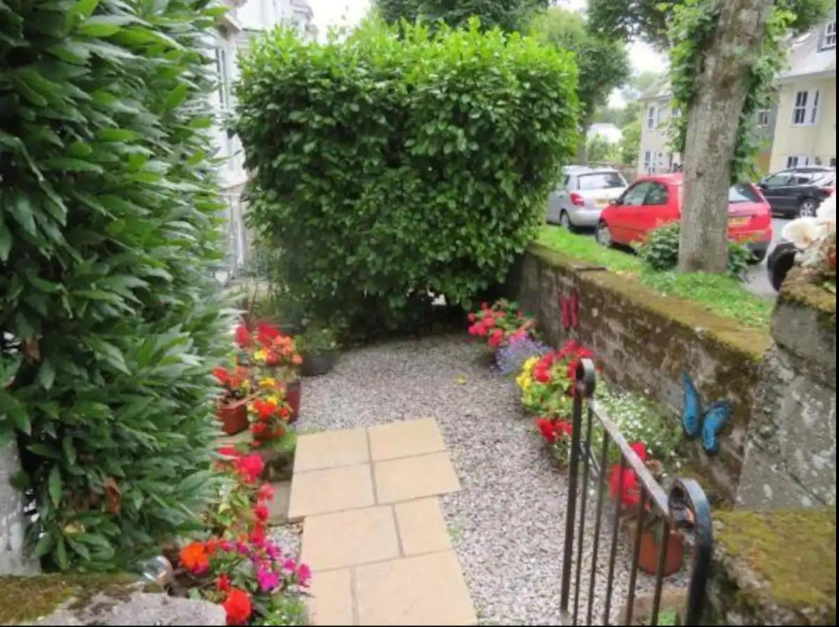 Spacious 2 Bedroom Apartment Near Seafront Penzance Eksteriør bilde